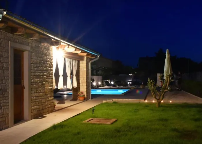 Prestige Azinetti With Pool * Štokovci