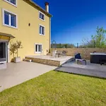 Ferienhaus Prestige Azinetti With Pool *